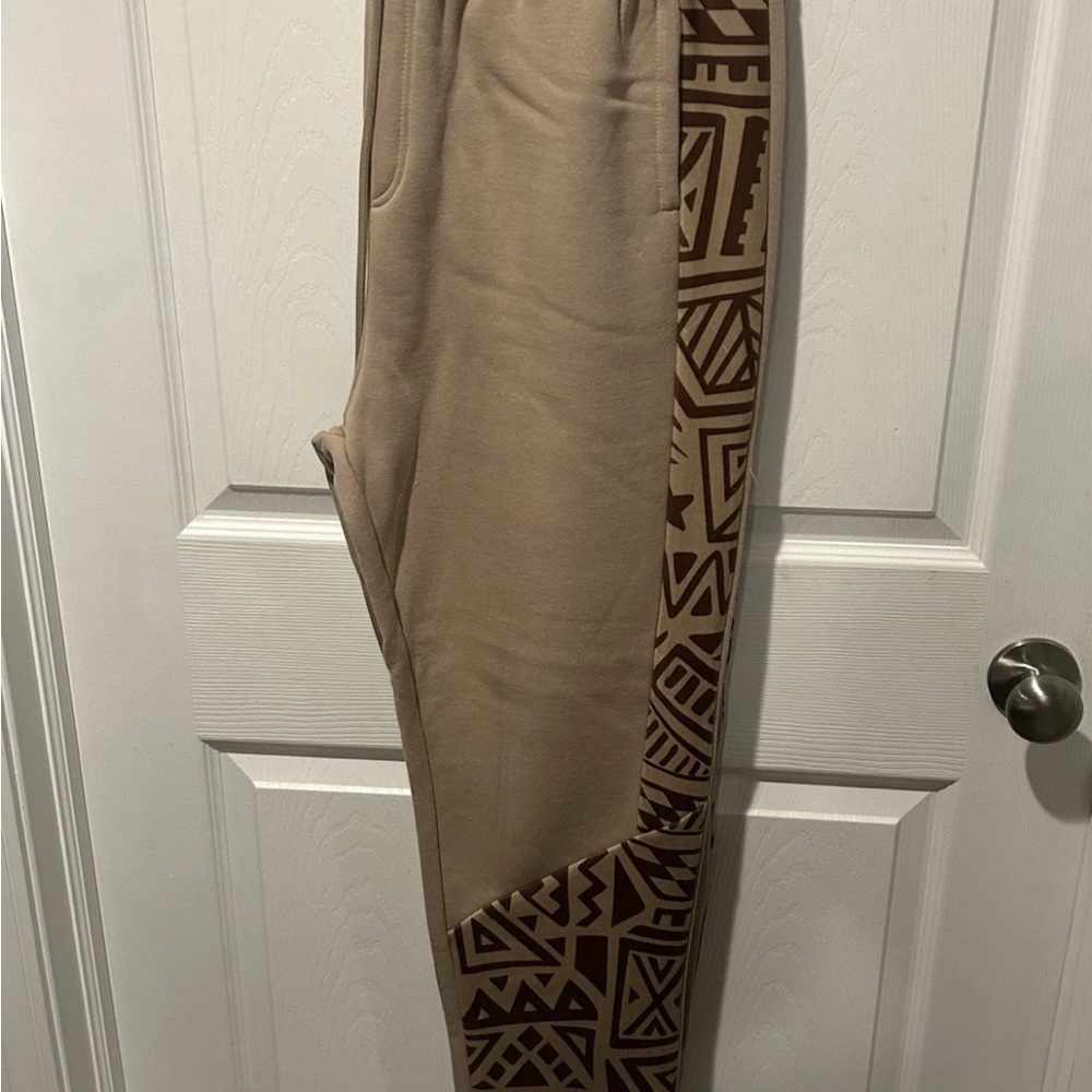 CREATE 2MRW Tan Sweatpants W/Tribal Design Size 2XL MSRP $60